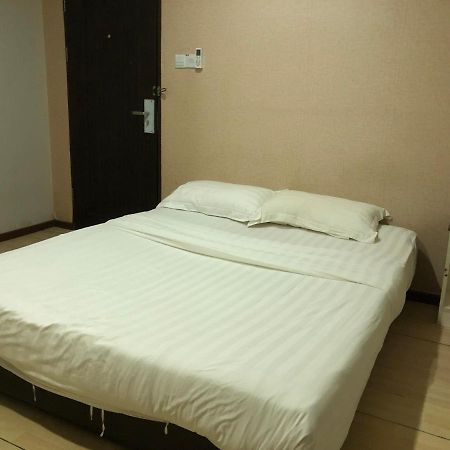 מירי Super Oyo 90668 Joy Inn מראה חיצוני תמונה