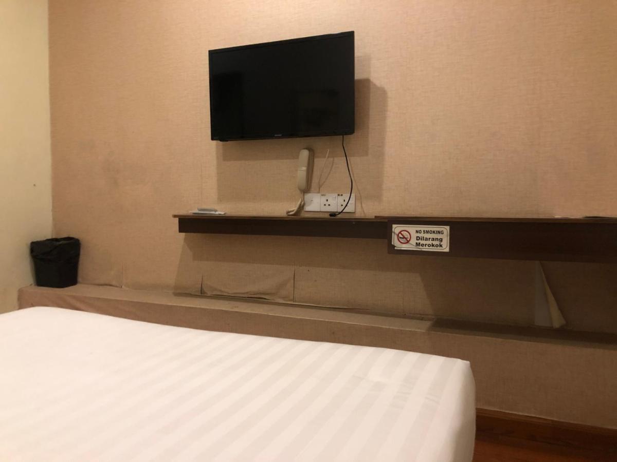 מירי Super Oyo 90668 Joy Inn מראה חיצוני תמונה