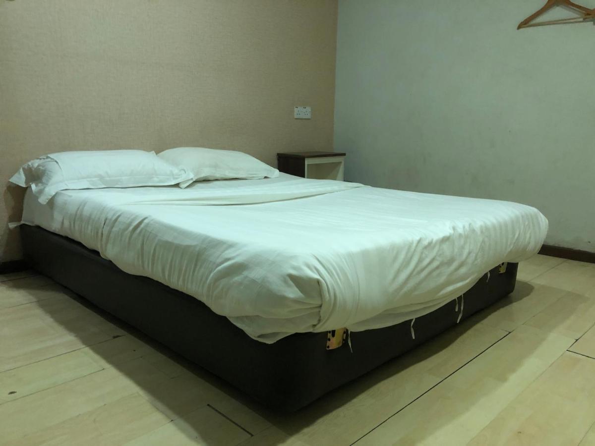 מירי Super Oyo 90668 Joy Inn מראה חיצוני תמונה