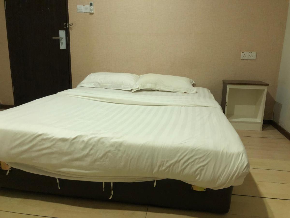 מירי Super Oyo 90668 Joy Inn מראה חיצוני תמונה